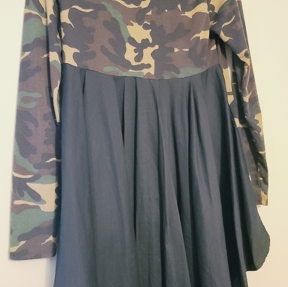 Yellow Cabbage | Women's Camo High Low Ruffle Blouse or Dress (Size Medium) - Picture 11 of 14